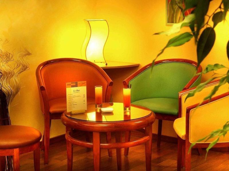 Ibis Brignoles Provence Verte Екстериор снимка
