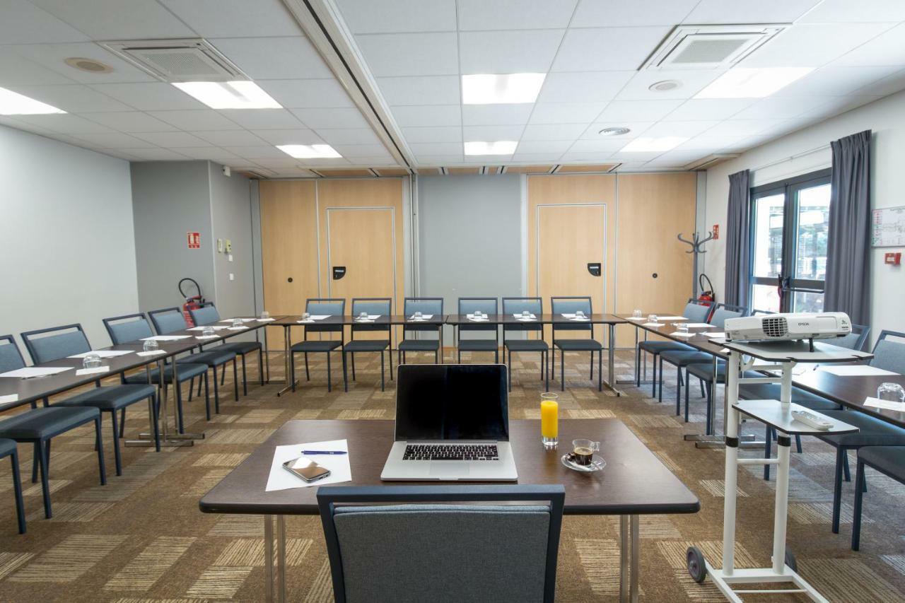 Ibis Brignoles Provence Verte Екстериор снимка